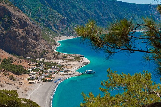 Samaria Gorge from Chania with Professional Hiking Guide - Stop at Samaria Gorge National Park: What You Get in 12 Hours of Hiking