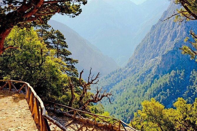 Samaria Gorge Hiking from Chania with Professional Hiking Guide - Omalos Plateau: Views to Refuel Before the Descent