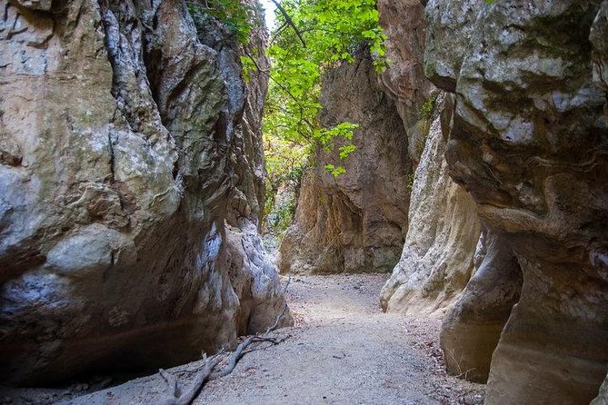 Samaria Long Way from Rethymno - The early coach ride, Omalos Plateau coffee stop, and gorge entrance