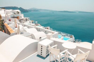 Santorini Island: Guided Tour From Heraklion Crete