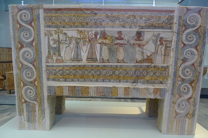 Skip the Line-Archaeol Museum/Knossos Palace-Private Guided Tour - A 1-hour look at Heraklion to reset your pace