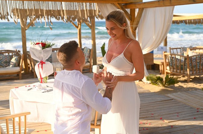 Surprise Engagement Photoshoot in Hersonissos - Photo Results: Candid Feel Meets Edited Finish