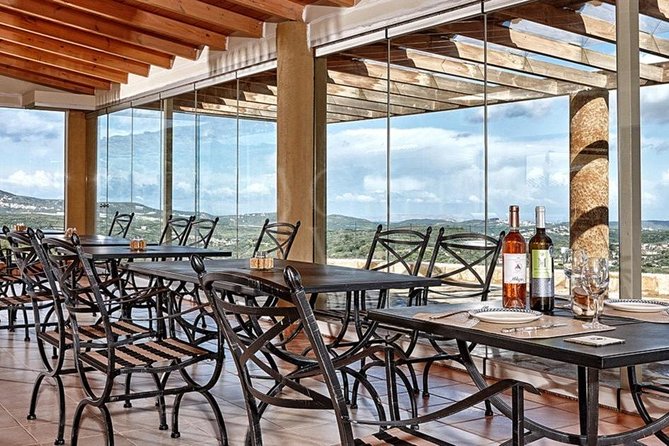 The Gourmet Wine Tour of Heraklion area - Garakis Winery: a family-style start and five wines done right