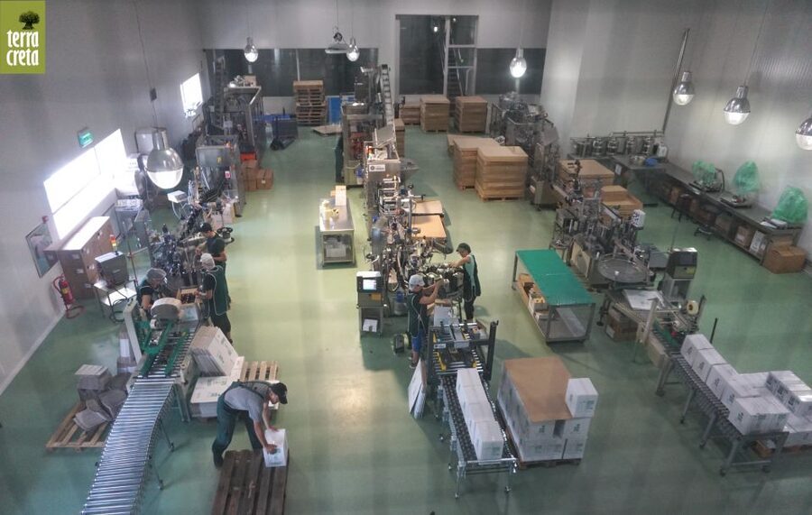 The Terra Creta Olive Oil Experience Tour - The Terra Creta Shop Stop: What to Buy and How to Decide
