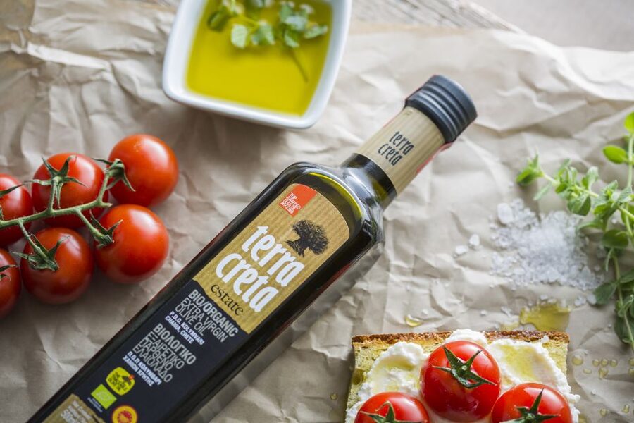 The Terra Creta Olive Oil Experience Tour - Entering the Terra Creta Mill: From Olives to Bottles