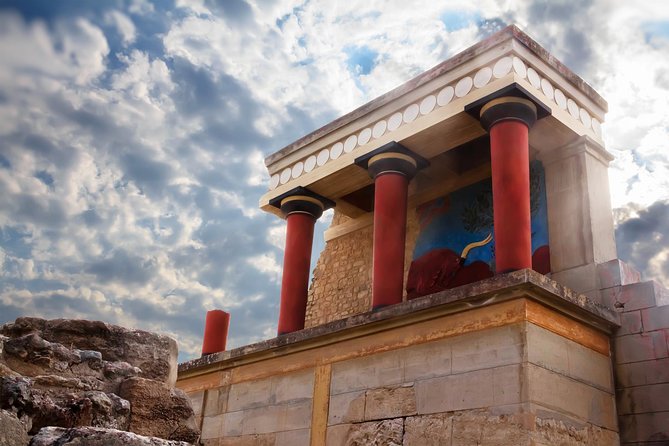 The valley of Zeus (Olive oil, wine tasting)-Knossos palace tour - Licensed storytelling at Knossos, and why the guide can make or break it