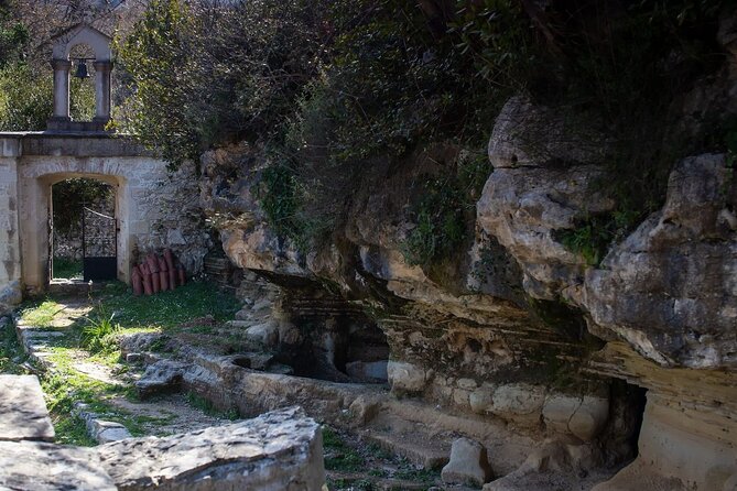 Through the Lens of Crete: Knossos, Legends, and Local Life - Pickup comfort and the value of having a private chauffeur