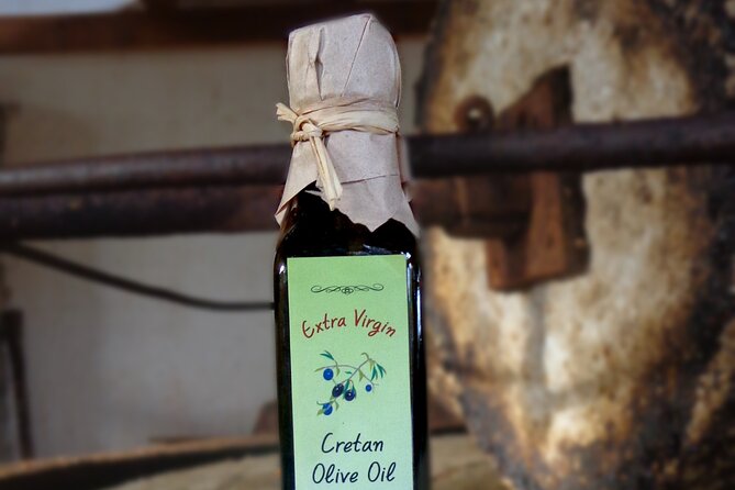 Traditional Olive Oil Making at Spiridi Olive Oil Farm - Crete - Spiridi Olive Oil Farm: traditional process, real space