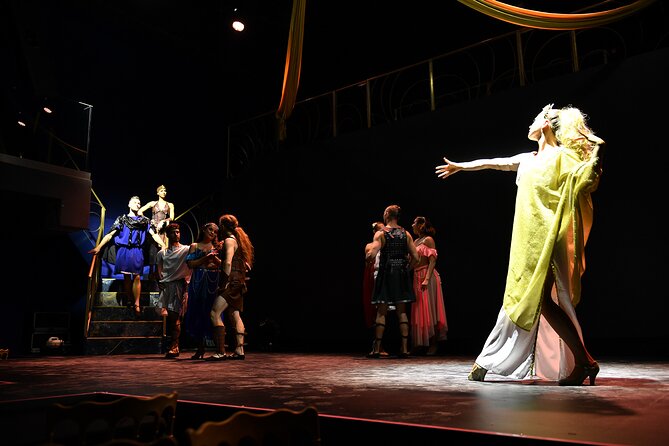Troy Dinner-Show - Dinner experience: food quality, pacing, and dietary caution