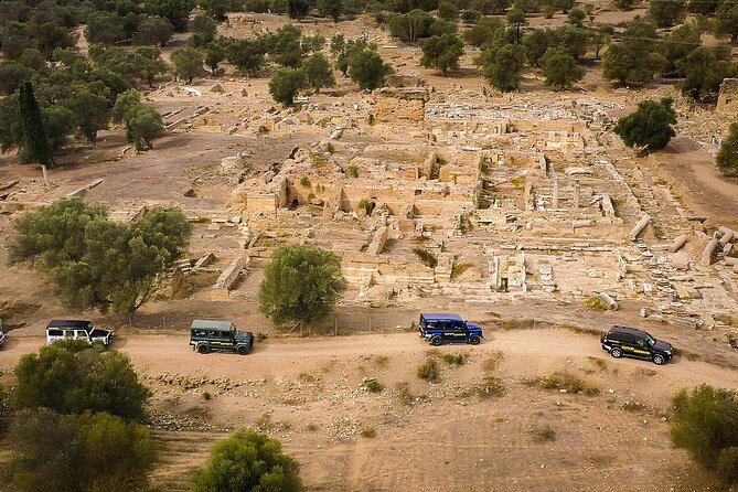 Trypiti beach and gorge Jeep Safari - Stop 1: Lake of Zaros Votomos for a calm, scenic reset