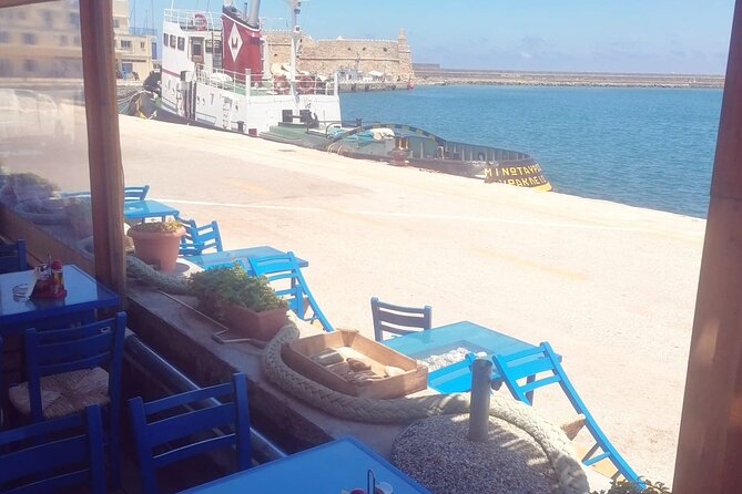 Wine olive and Food of Crete, Heraklion - Lunch at the marina: where the food story clicks